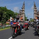 We Ride as One Main ke Bali