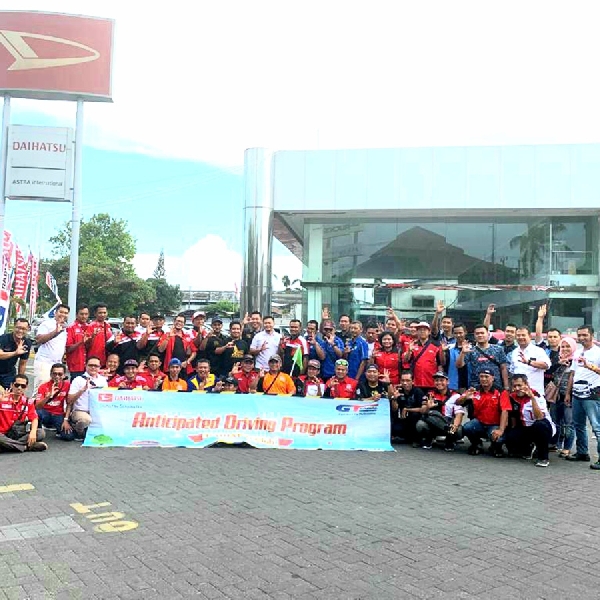 Daihatsu Gelar Edukasi Keselamatan Berkendara Bersama Komunitas di Surabaya
