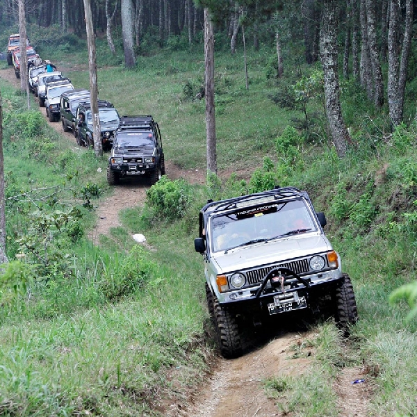 Tutup tahun 2017, Komunitas Trooper Indonesia Touring ke Bandung