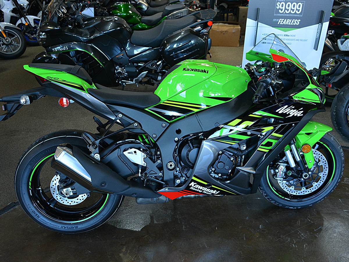 Melirik Moge Kawasaki, Ninja ZX-10R - blackxperience.com
