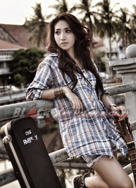 Dheasy, Ekspresikan Diri Sebagai Musisi