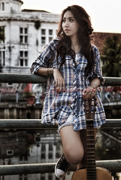 Dheasy, Ekspresikan Diri Sebagai Musisi