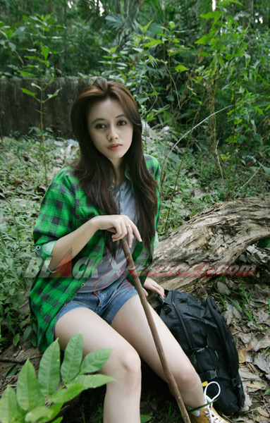 Sonia, Nikmati Tantangan Dengan Hiking