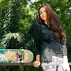 Aksi Luciana Bermain Skateboard