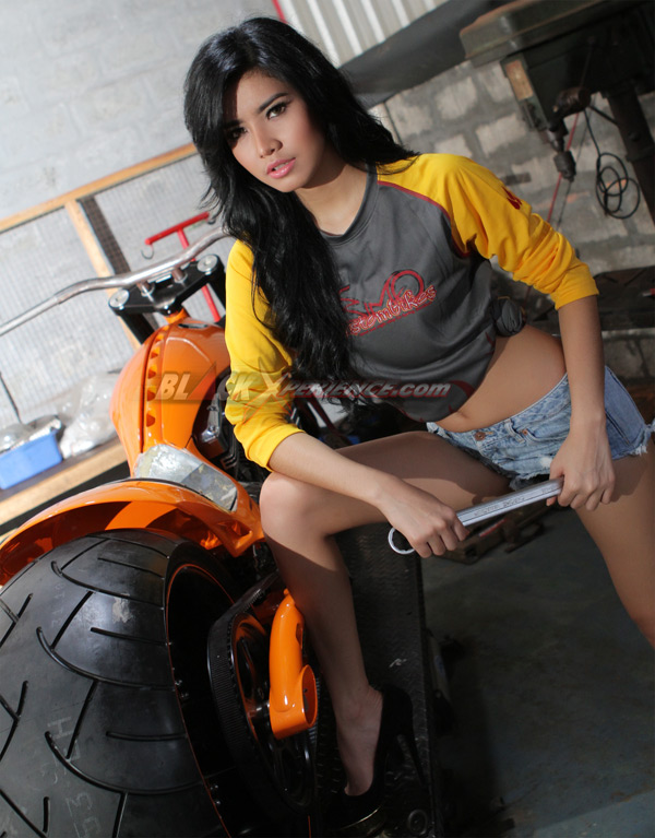 Marissa Jasmine, Sang Mekanik Modifikasi