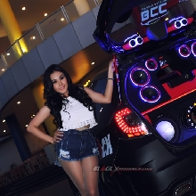 Gemulai Khaira Bersanding  Dengan Extreme Car BCC Jakarta