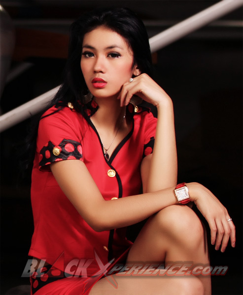 Dekap Mesra Jasmin Di Atas Pesawat