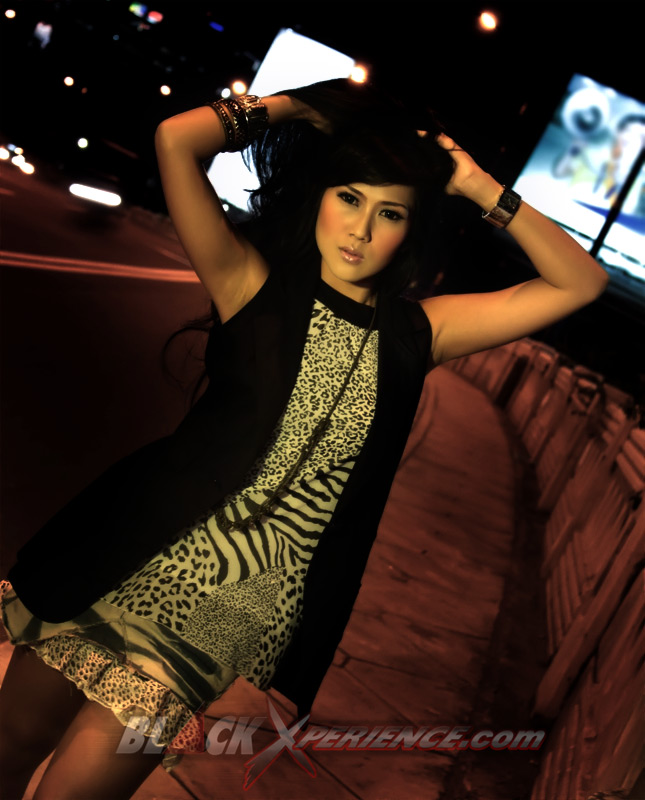 Bermalam Bersama Christal