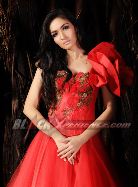 Pesan Chelsy Sebagai Miss Indonesia Earth 2012