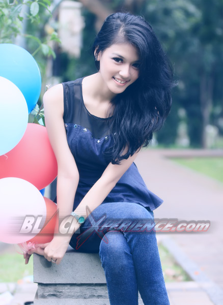 Kenangan Masa Kecil Frischa