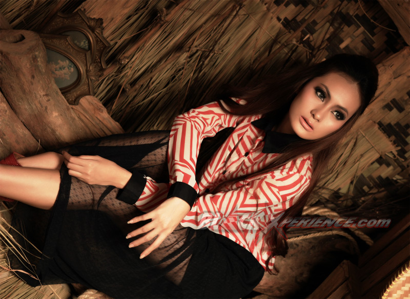 Rya Nightingale, So Hot and Dangerous