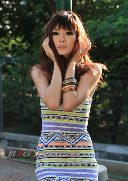 Jalan Sore Dengan Stella