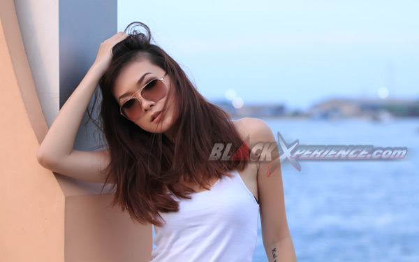 Jalan Sore Dengan Stella