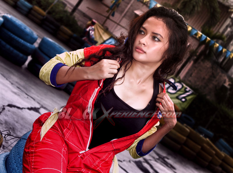 Amel, Menyukai Permainan Pria