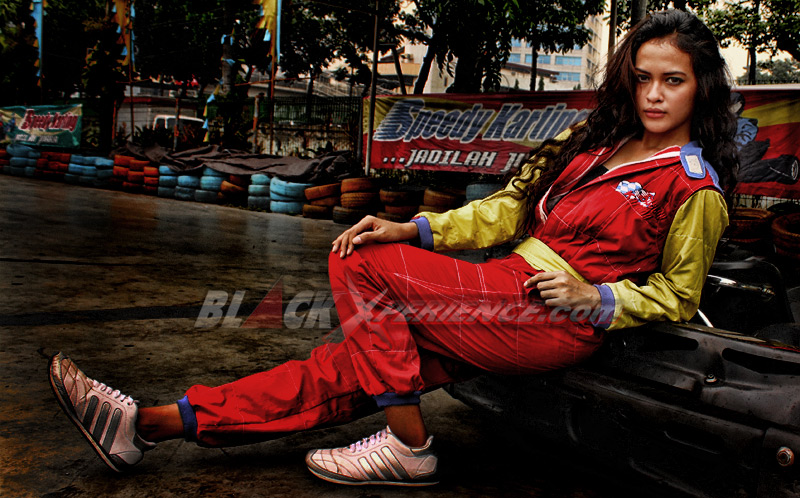 Amel, Menyukai Permainan Pria