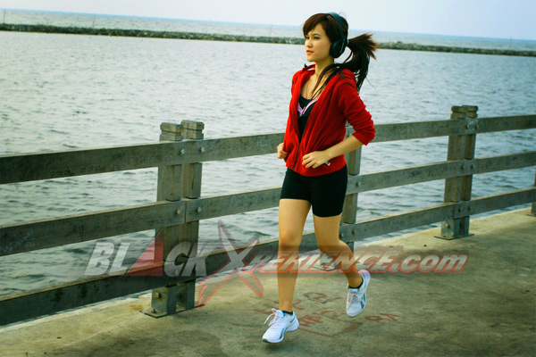 Jogging Santai di Pantai, Kiat Bugar Meii
