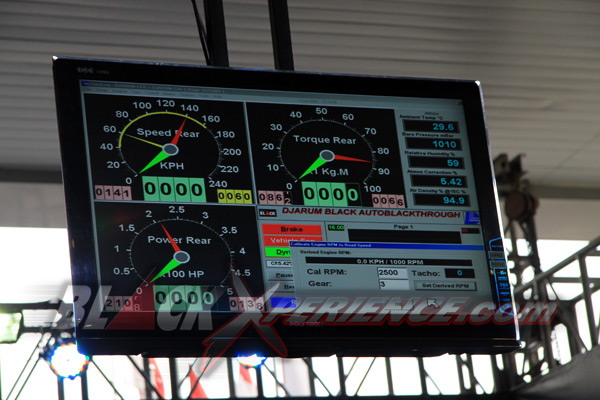 Djarum Black Autoblackthrough Surabaya 2013