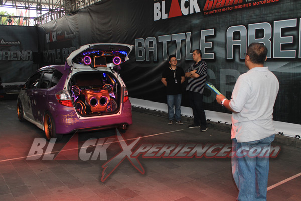 Djarum Black Autoblackthrough Surabaya 2013