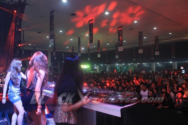 Djarum Black Autoblackthrough Yogyakarta 2013