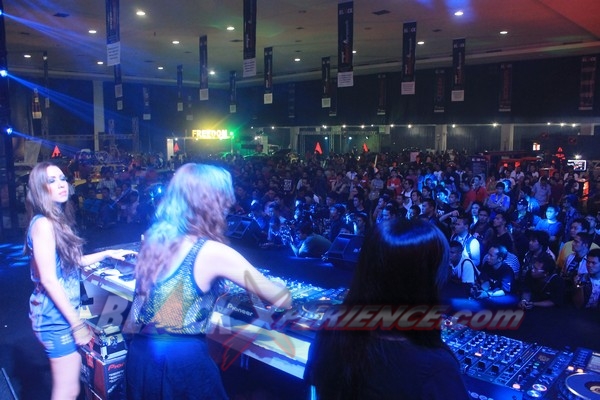 Djarum Black Autoblackthrough Yogyakarta 2013