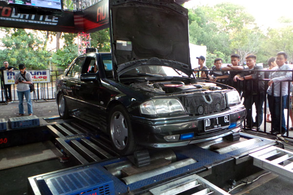 Dyno Attraction Roadshow Solo 2014