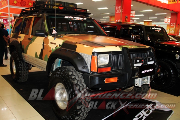 Djarum Black Automodify Samarinda 2013