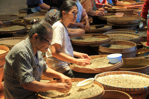 Filosofi Kopi Tour 2015