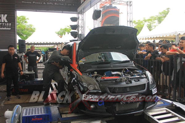 Dyno Attaction Roadshow Denpasar 2013