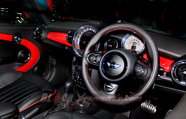 Aroma Balap di Dua Model Baru MINI John Cooper Works