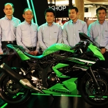 Kawasaki Ninja 250 RR Mono, Paduan Gaya Balap Dan Comfort Riding