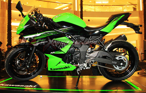 Kawasaki Ninja 250 RR Mono, Paduan Gaya Balap Dan Comfort Riding