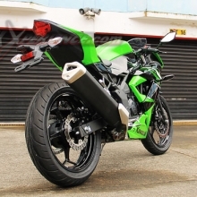 Kawasaki Ninja 250 RR Mono, Paduan Gaya Balap Dan Comfort Riding