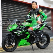 Kawasaki Ninja 250 RR Mono, Paduan Gaya Balap Dan Comfort Riding