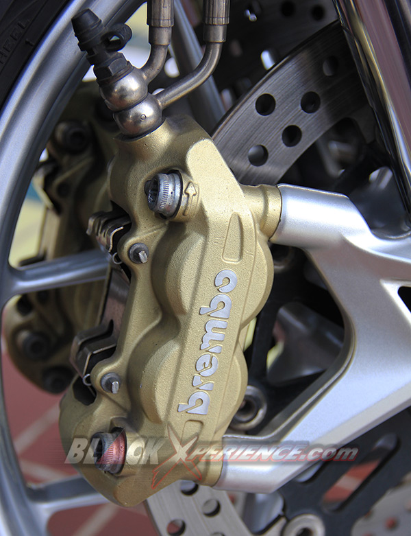 Front brake caliper Brembo radial type