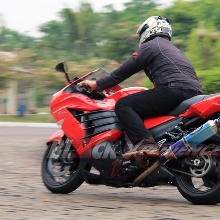 Isi Silinder  1,441 cc