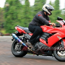 Ninja ZX-14R ABS (3)