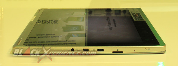Acer Switch 10 - Samping Kanan Port, slot dan jack audio