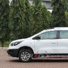 Side View dengan ground clereance mantap