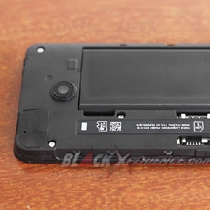 Nokia Lumia 630 "Moneypenny", Smartphone Imut Prosesor Quad Core