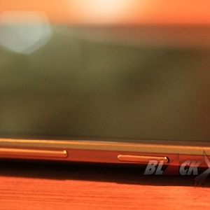 Samsung Galaxy Tab S 8.4 - Sudut melengkung