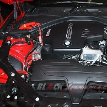 Four-cylinder in-line petrol engine with BMW TwinPower Turbo
