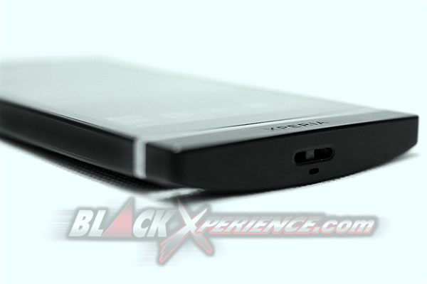 Melaju Kencang Bersama Xperia SL