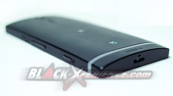 Melaju Kencang Bersama Xperia SL