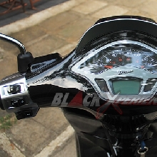 Speedometer Paduan Digital dan Konvensional
