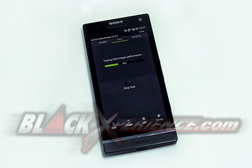 Melaju Kencang Bersama Xperia SL