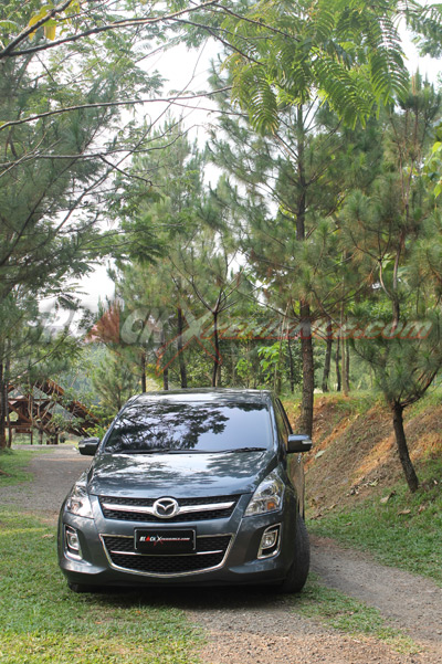 Mazda8 Ideal Untuk Liburan