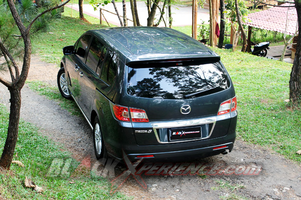 Mazda8 Ideal Untuk Liburan
