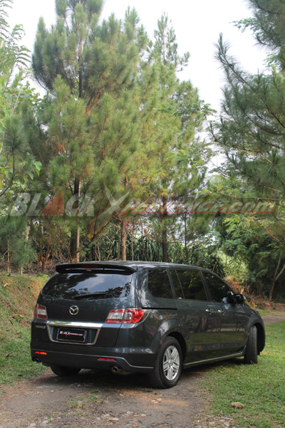 Mazda8 Ideal Untuk Liburan