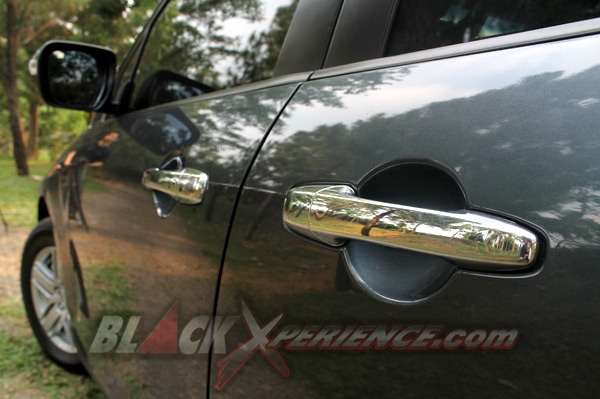 Mazda8 Ideal Untuk Liburan