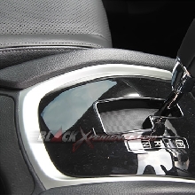 Transmisi 6-Speed Otomatis